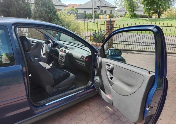 Opel Corsa cena 4500 przebieg: 256317, rok produkcji 2006 z Chełm małe 16